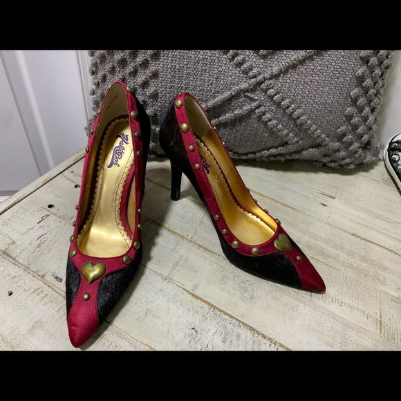 Hale Bob Shoes - Vintage!❤️Hale Bob Exotic Stud Heart Heels-7.5